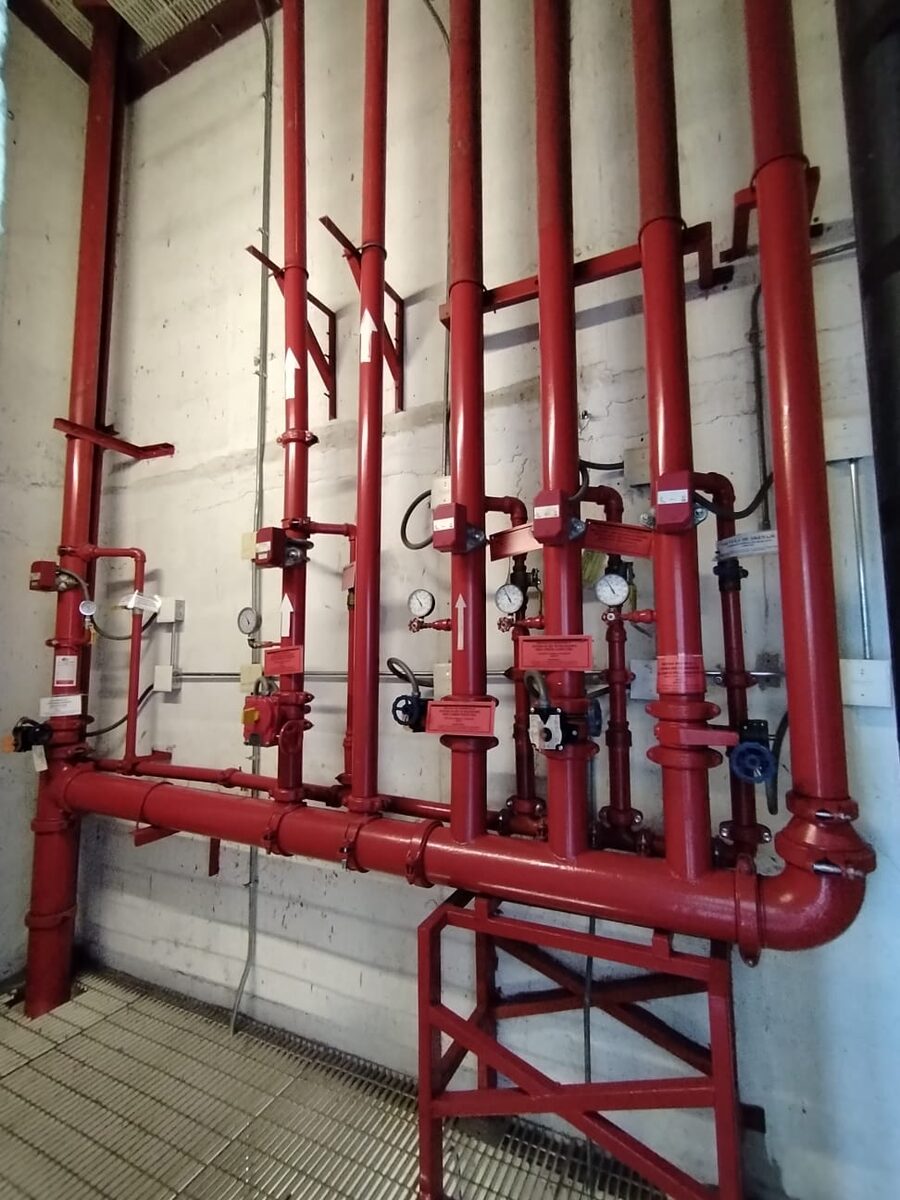 Sala de válvulas sistema contra incendio industrial Chile